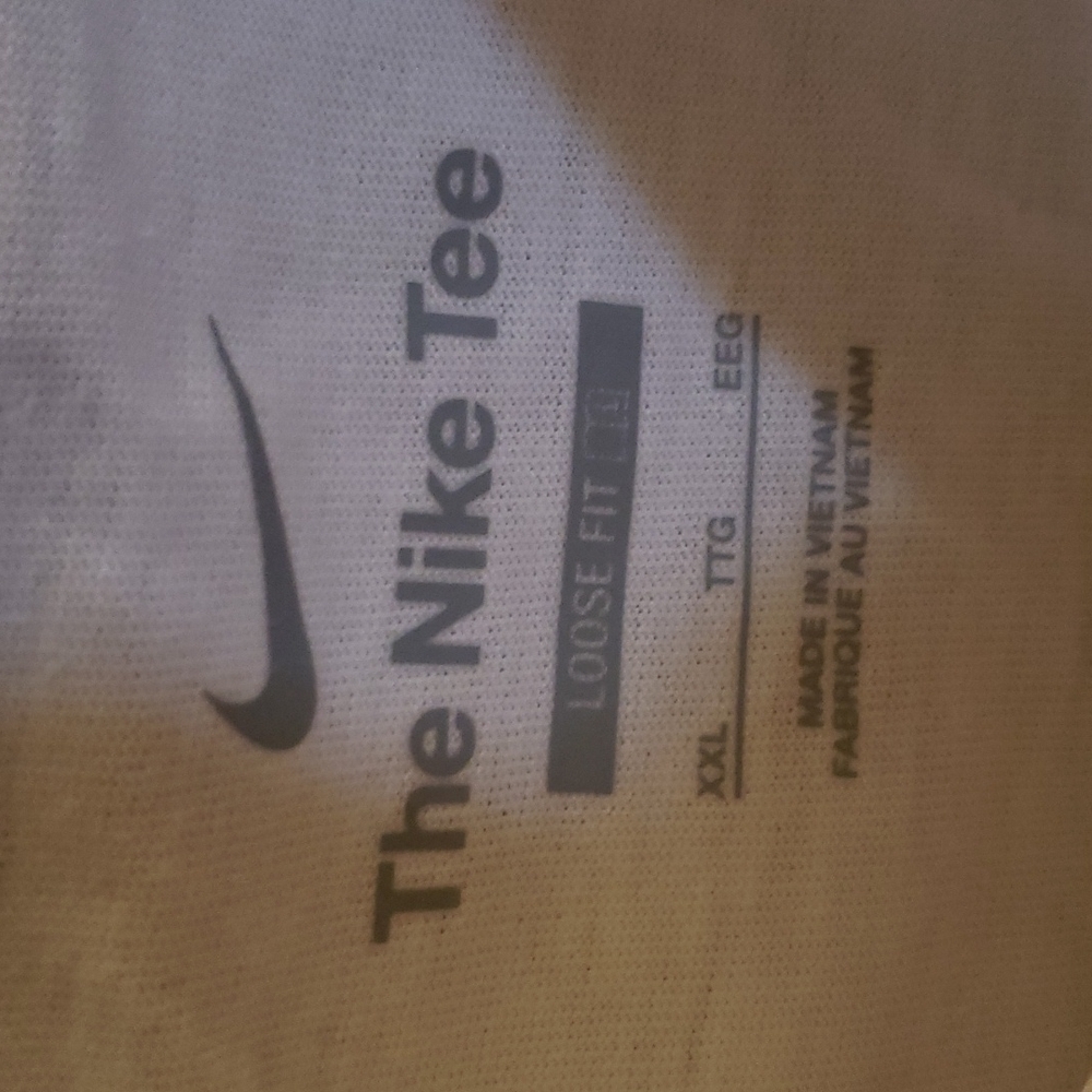 NWT Nike White with Blue/lavender embroidery. LA King James sz. 2XL. - Picture 6 of 8